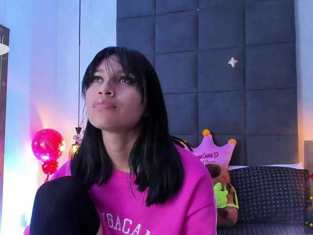 ChloeMontes's BongaCams show and profile