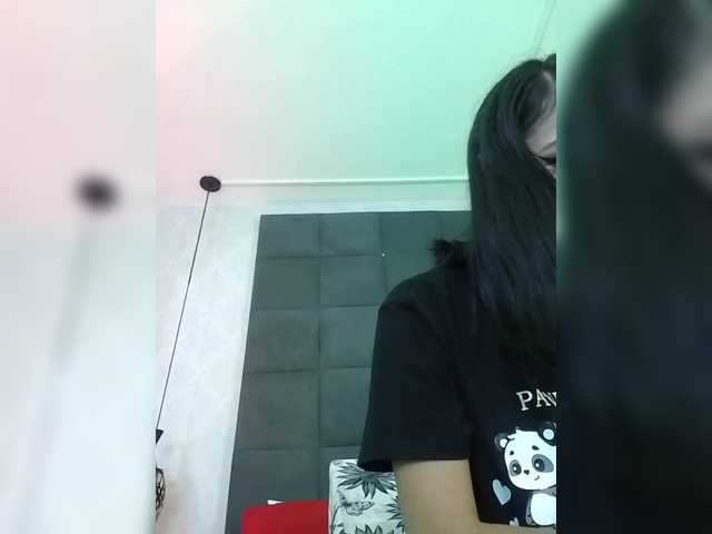 ChloeMontes's BongaCams show and profile