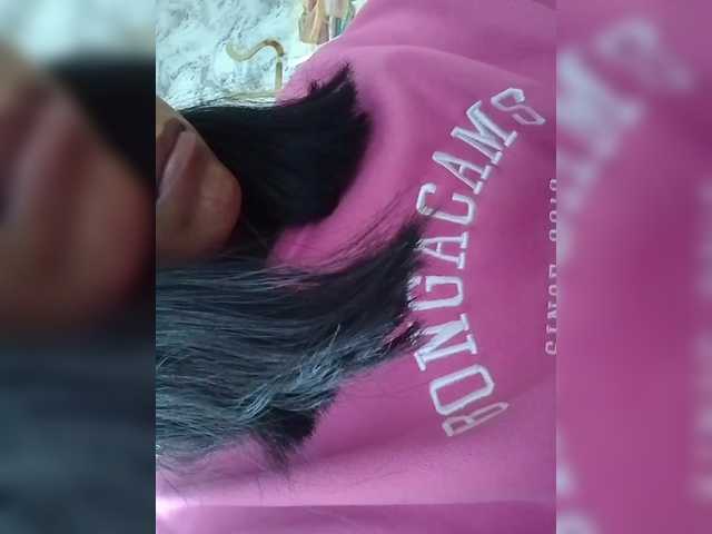 ChloeMontes's BongaCams show and profile