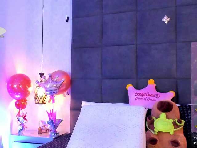 ChloeMontes's BongaCams show and profile