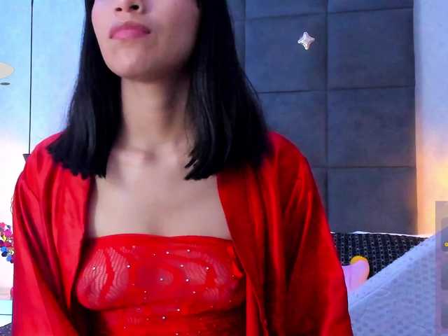 ChloeMontes's BongaCams show and profile