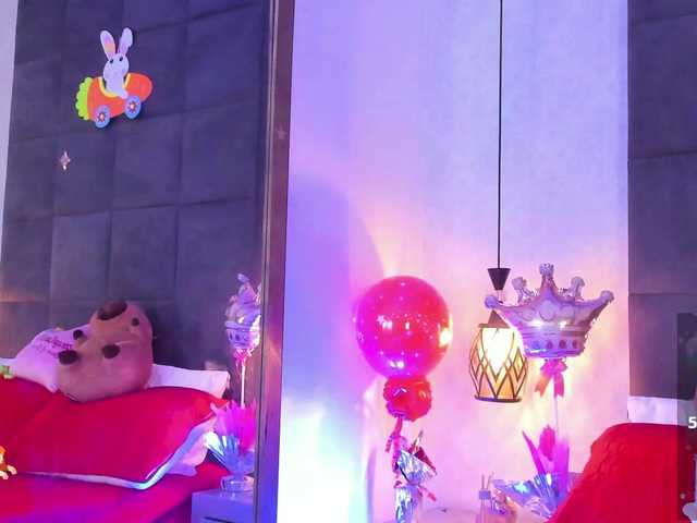 ChloeMontes's BongaCams show and profile