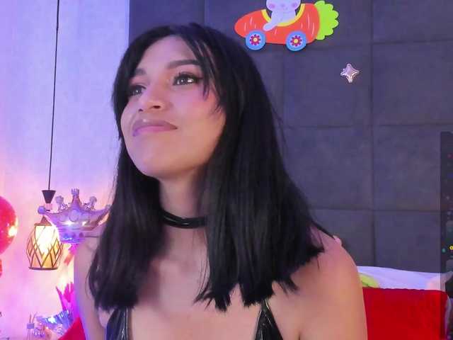 ChloeMontes's BongaCams show and profile