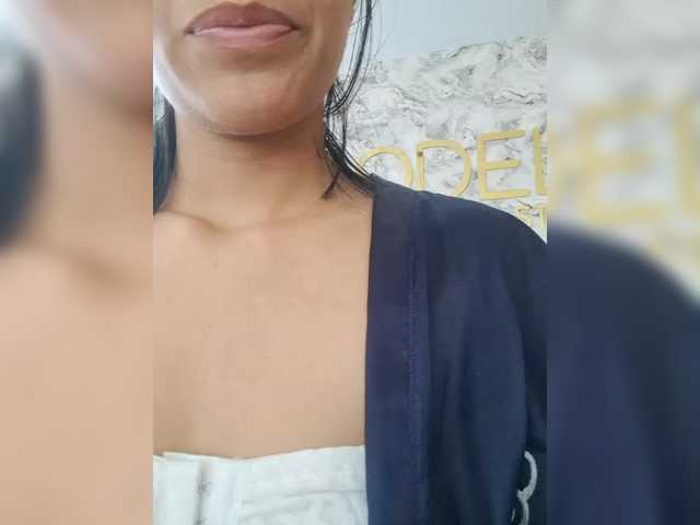 ChloeMontes's BongaCams show and profile