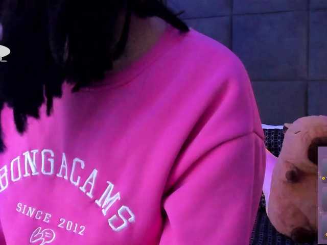 ChloeMontes's BongaCams show and profile