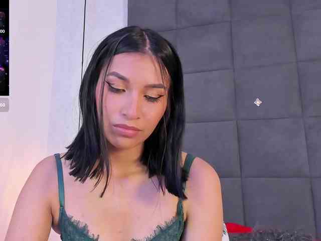 ChloeMontes webcam