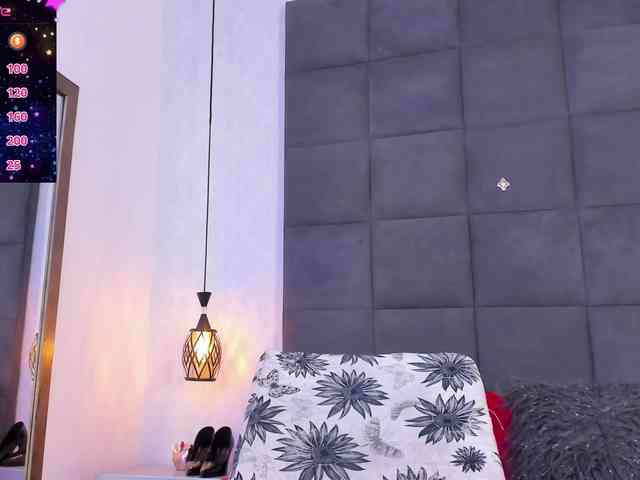 ChloeMontes webcam