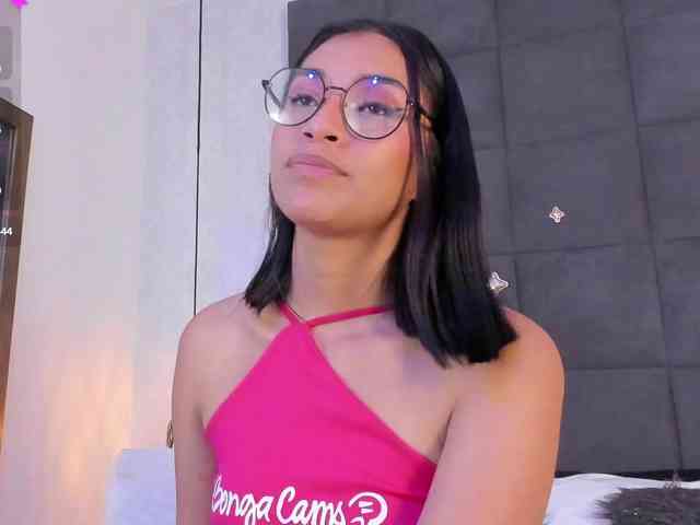 ChloeMontes webcam