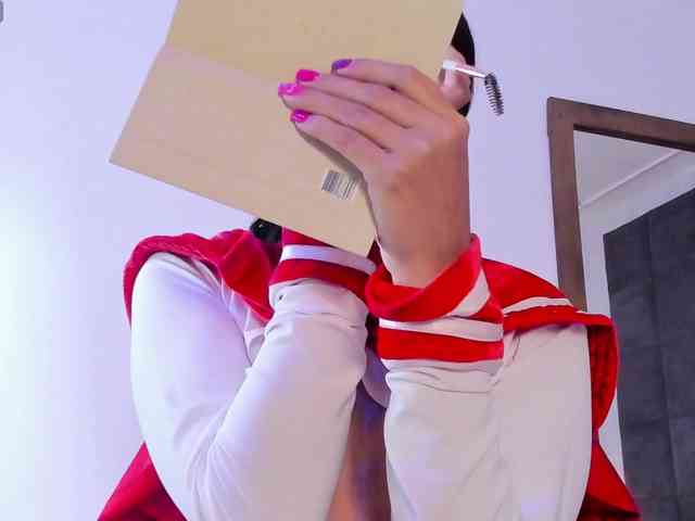 Модель: ChloeMontes