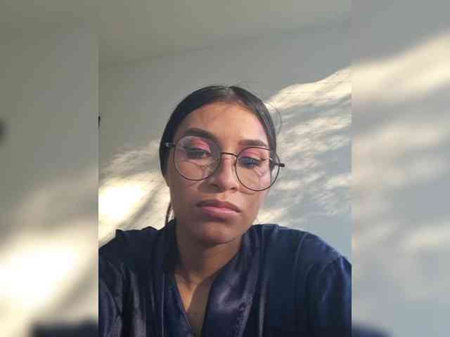 Модель: ChloeMontes