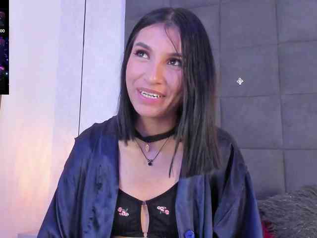 Модель: ChloeMontes