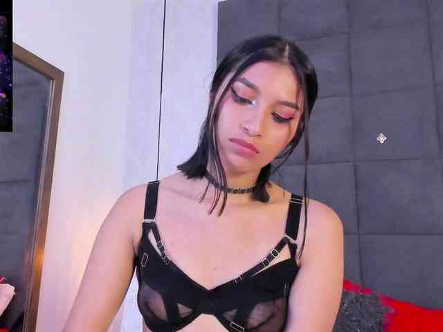 ChloeMontes webcam