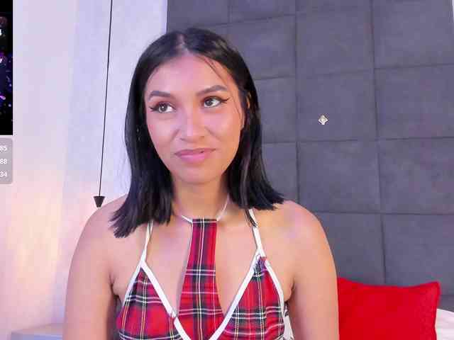 ChloeMontes webcam