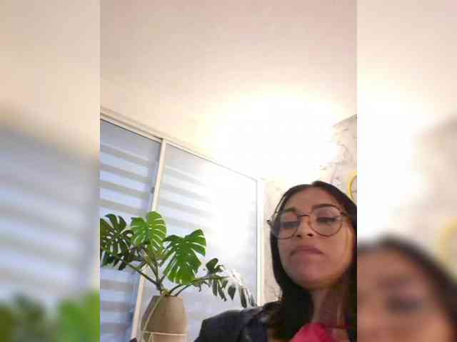 ChloeMontes webcam