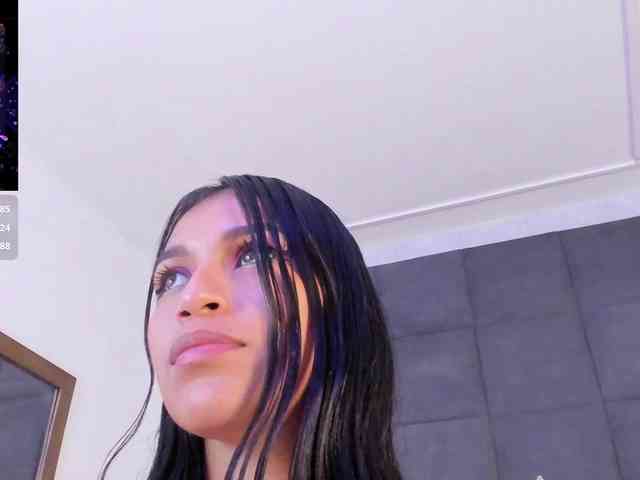 ChloeMontes webcam