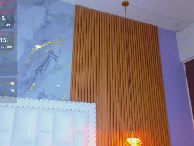 slutlittlegir's BongaCams show and profile