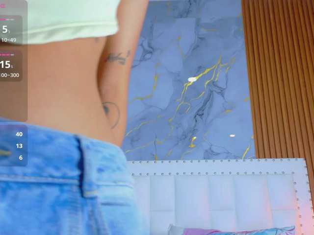 slutlittlegir's BongaCams show and profile