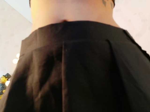 slutlittlegir's BongaCams show and profile