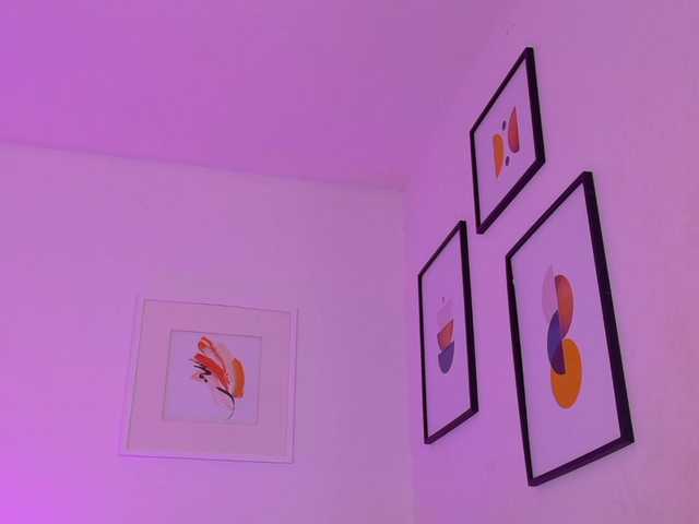 slutlittlegir's BongaCams show and profile