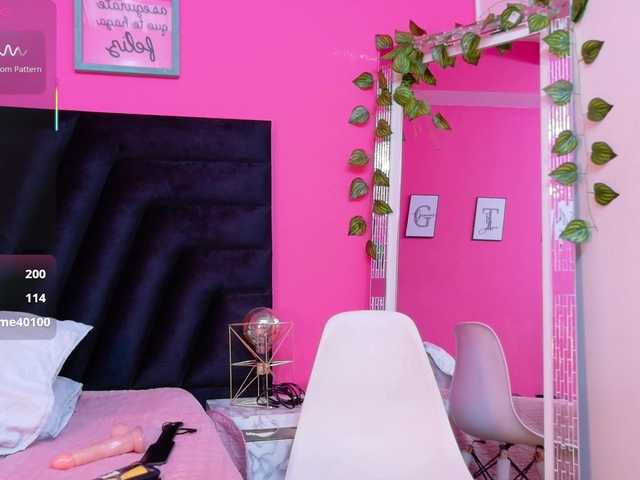  slutlittlegir chat room