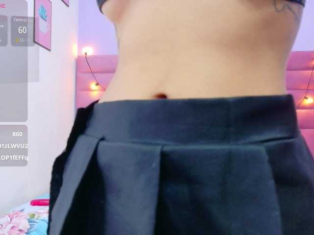 slutlittlegir's BongaCams show and profile