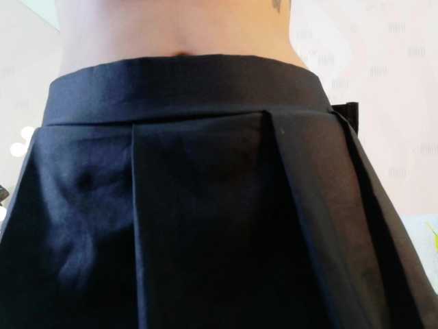 slutlittlegir's BongaCams show and profile