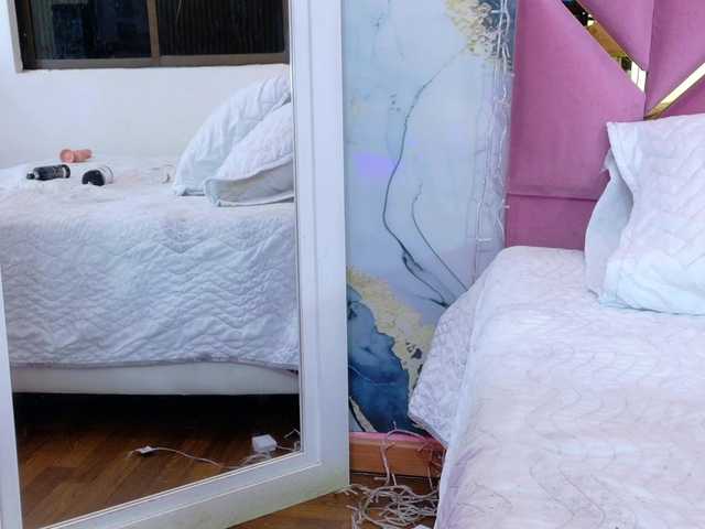  slutlittlegir chat room