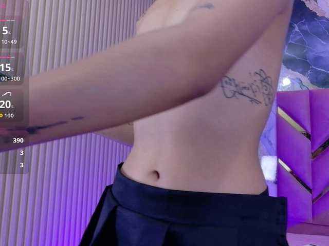 slutlittlegir's BongaCams show and profile