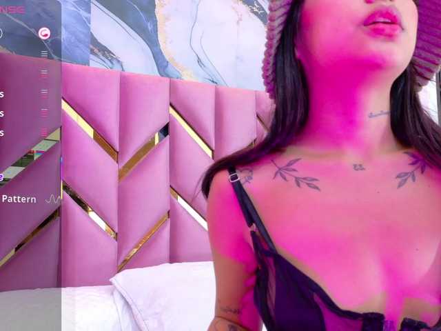  slutlittlegir chat room