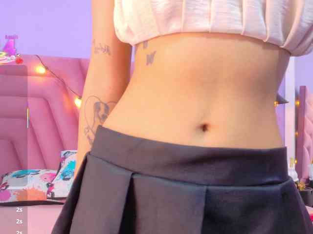 slutlittlegir webcam