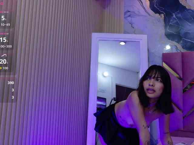 slutlittlegir webcam