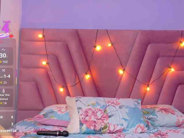 slutlittlegir webcam