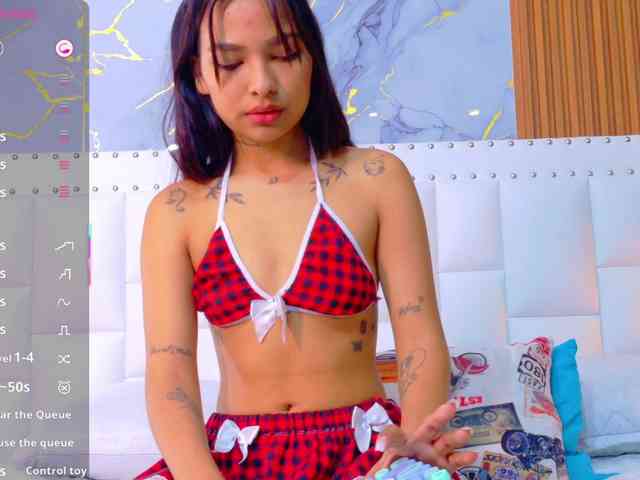 slutlittlegir webcam