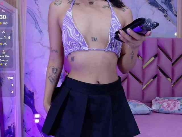 slutlittlegir webcam