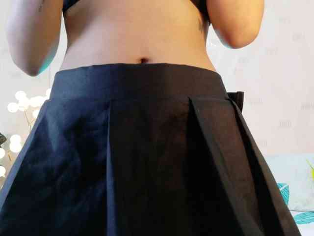 slutlittlegir webcam