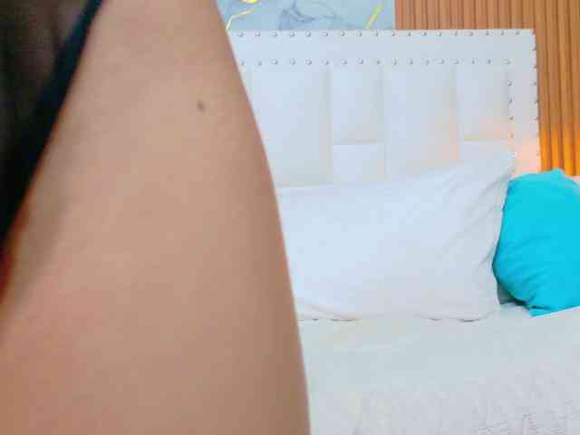 slutlittlegir webcam