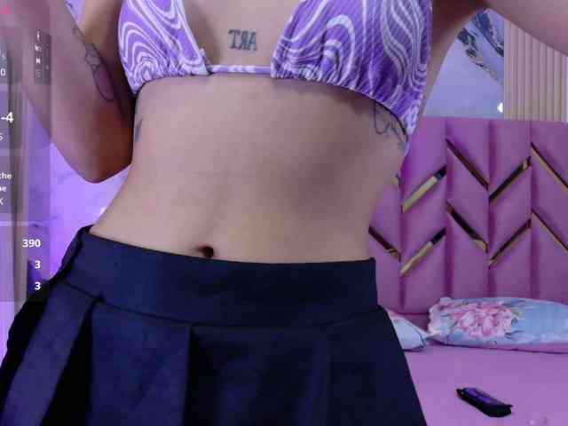 slutlittlegir webcam