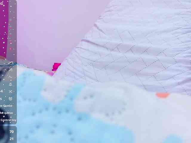 slutlittlegir webcam