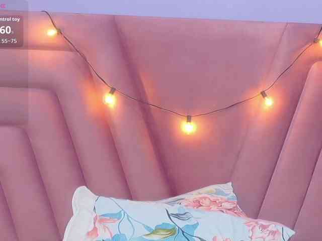 slutlittlegir webcam