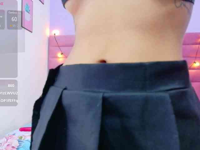 slutlittlegir webcam