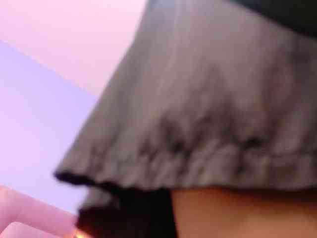 slutlittlegir webcam