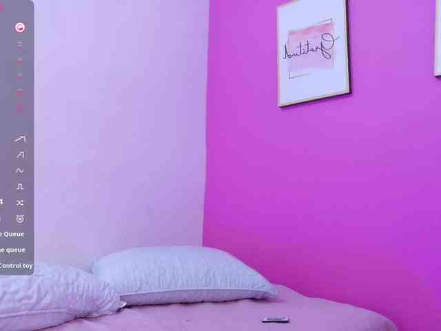 slutlittlegir webcam