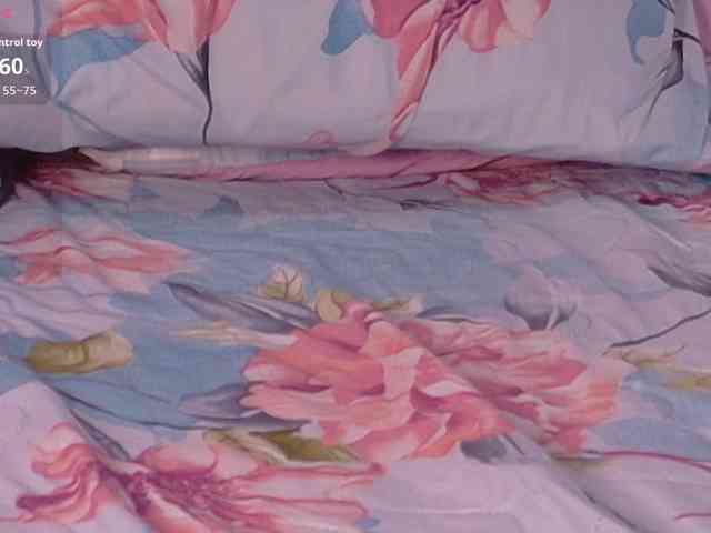 slutlittlegir webcam