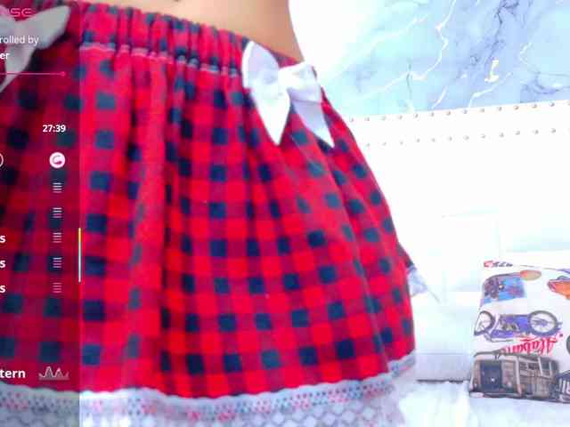 slutlittlegir webcam