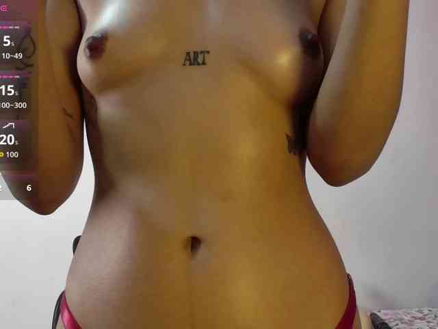 slutlittlegir webcam