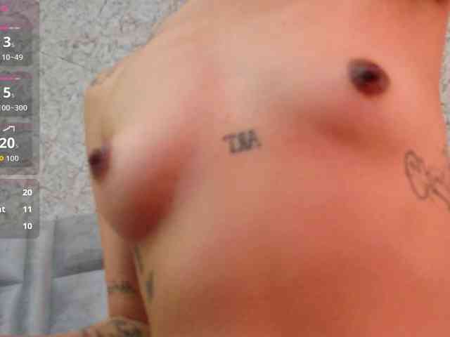 slutlittlegir webcam