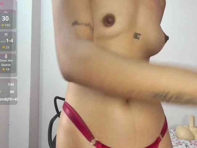 slutlittlegir webcam