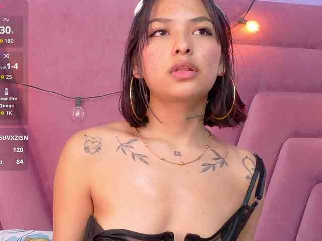 slutlittlegir webcam