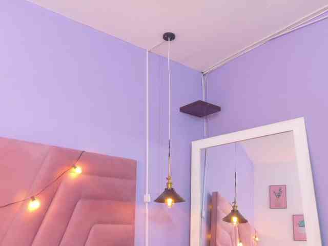 slutlittlegir webcam