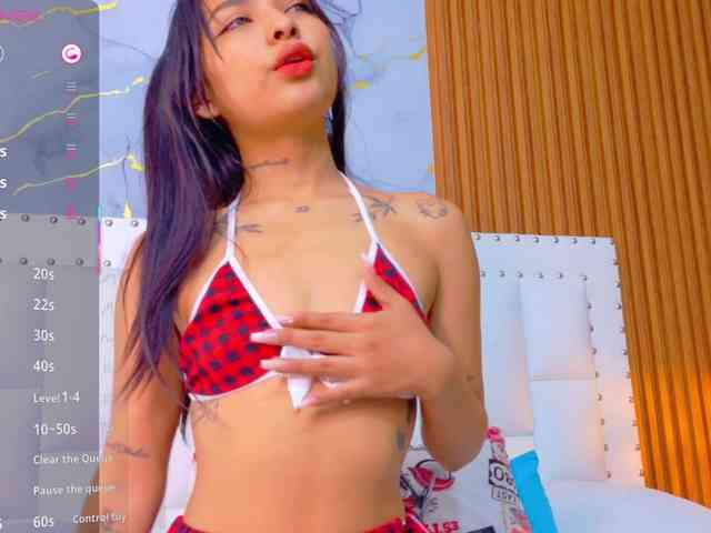 slutlittlegir webcam